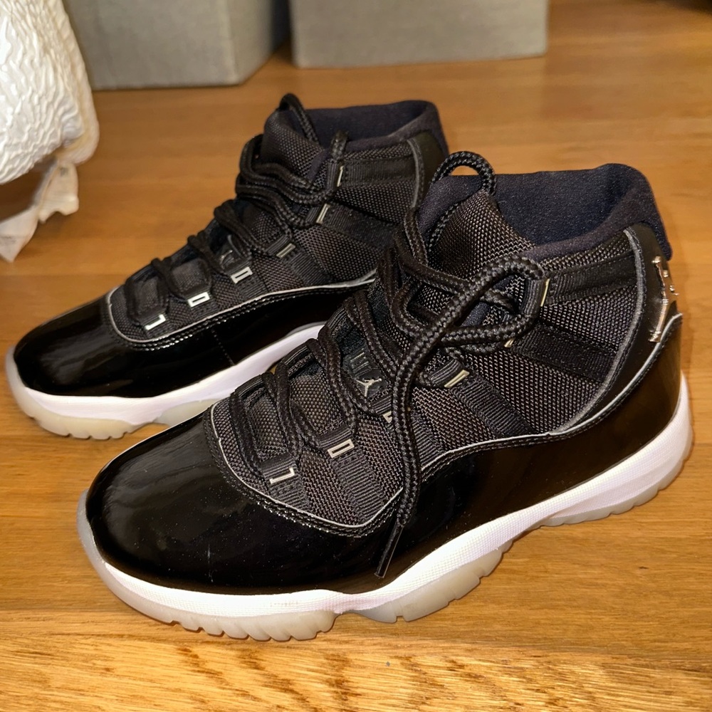 Air Jordan 12 Jubilee